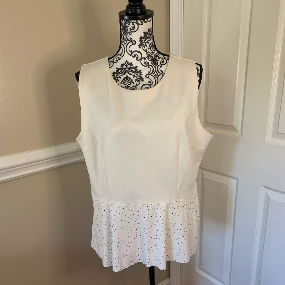 *NWT* Apt 9 Tank Top, Cream Bottom Is Imitation Leather, zippered back, Size XL